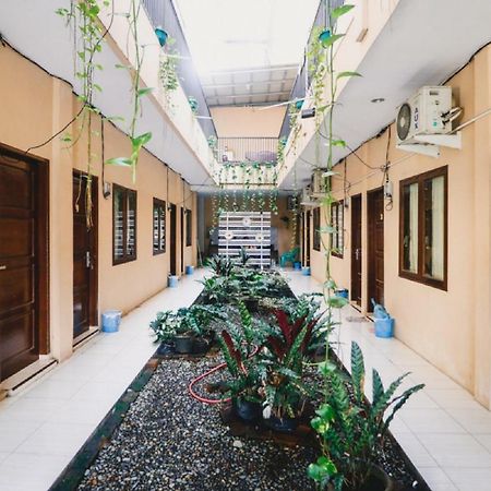 Reddoorz Near Jalan Gatot Subroto Medan Hotel Bagian luar foto